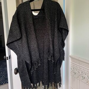 American eagle sweater poncho size small